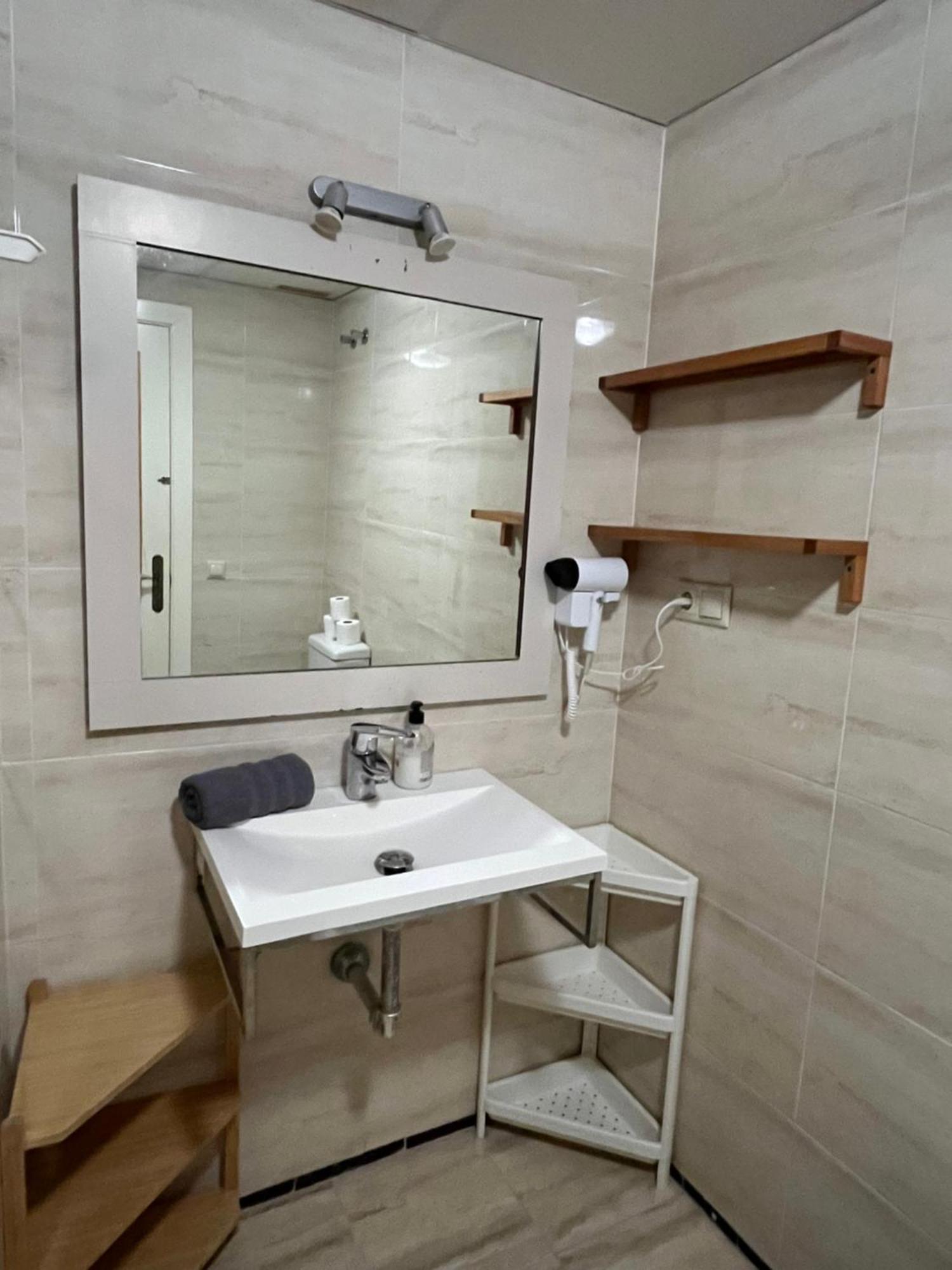 El Torcal Luxury Apartment With Free Parking Málaga Eksteriør billede